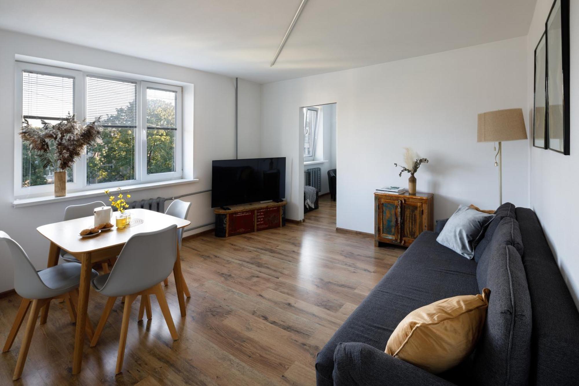 Brivibas Yard Apartment With Parking In City Center Riga Dış mekan fotoğraf
